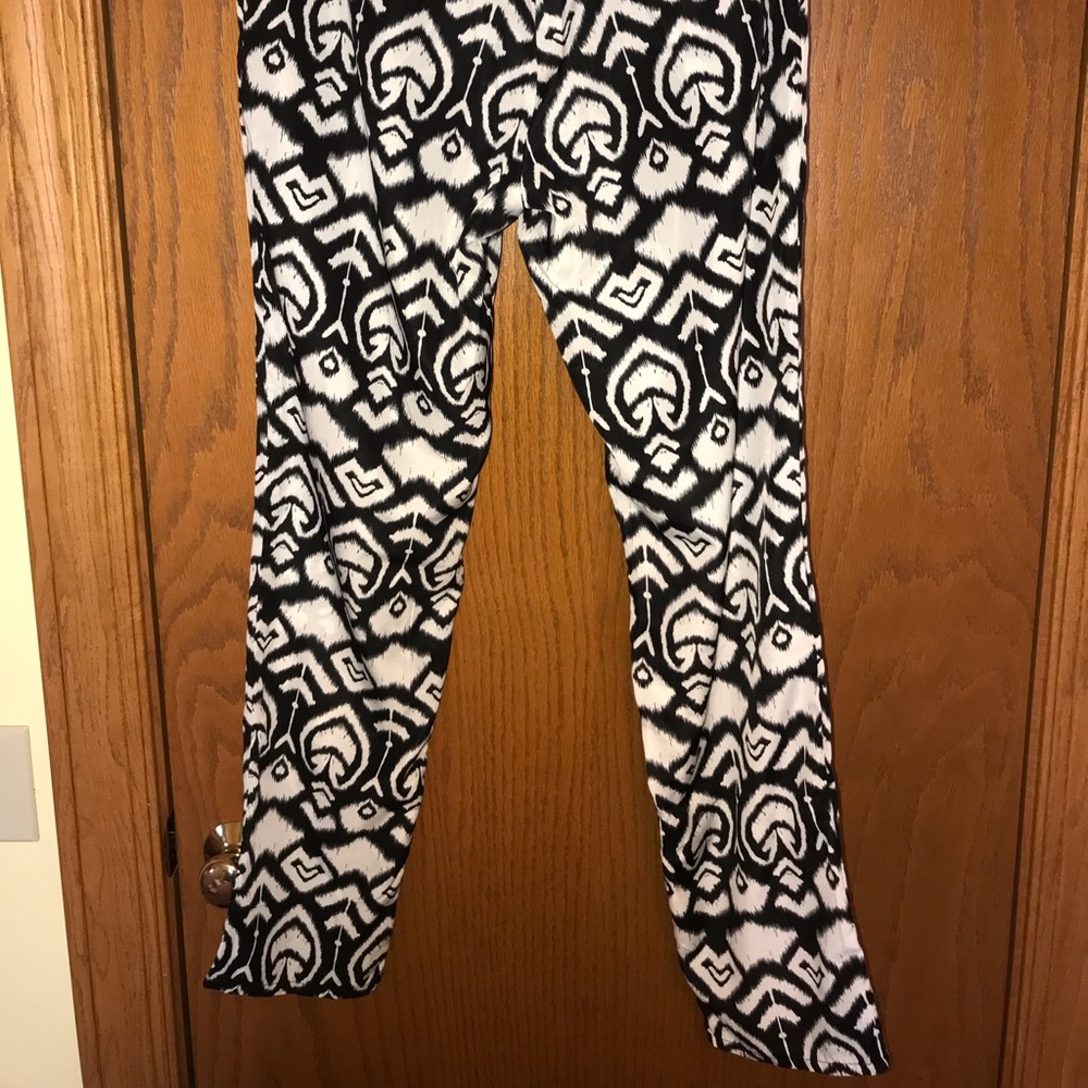 Pattern Pants - Picture 2 of 3